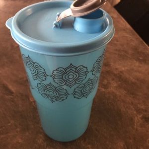 Tupperware thirst quake tumbler